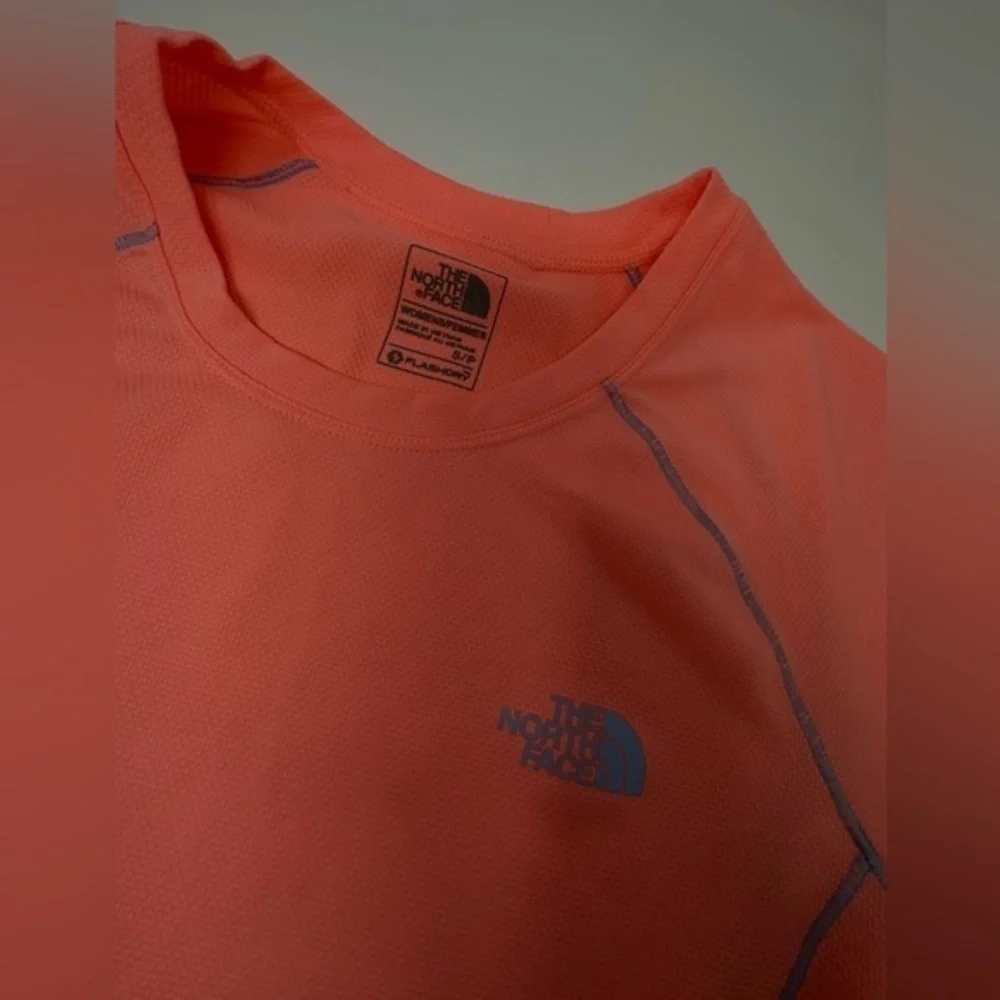 The North Face‎ women’s  short Sleeve Top Tee pink orange flash dry xSmall - Picture 4 of 7